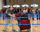 Israel re-allows entry of foreign tourist groups